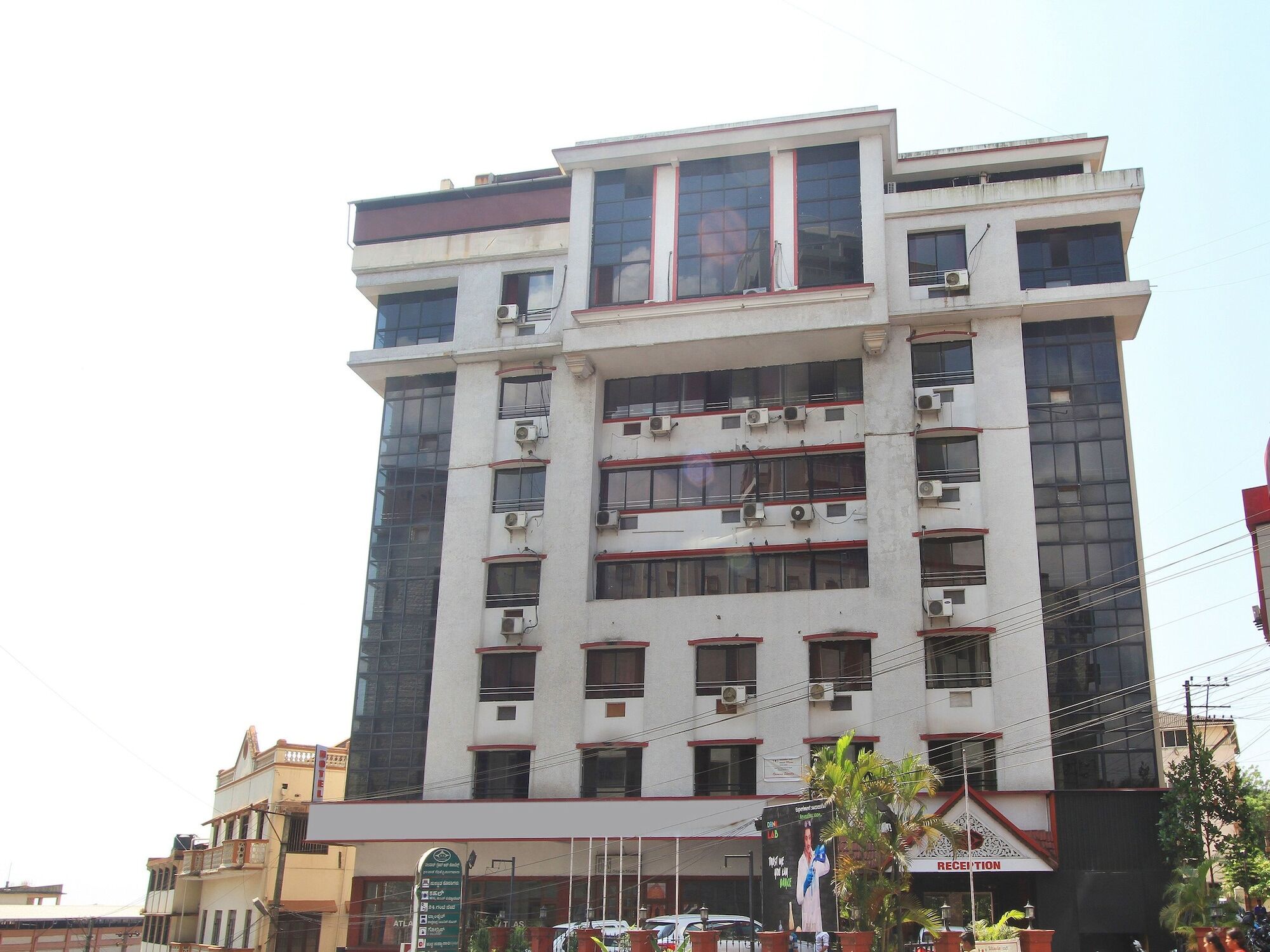 Oyo 10632 Hotel Brigade Royal Mangalore Exterior photo